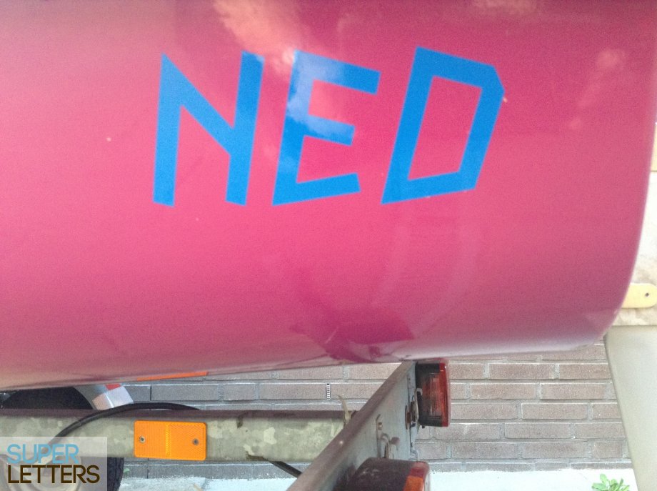 naamstickers | NED aanduiding op boot