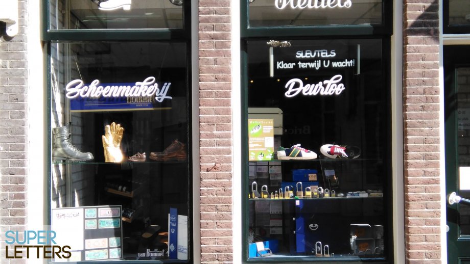 naamstickers | schoenmakerij deurloo