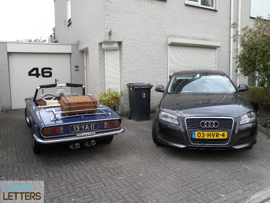 naamstickers | Garagedeur
